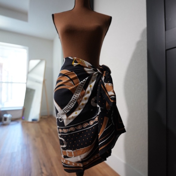 Hermes - La Promenade du Matin Bandana Shawl 140 - Picture 3 of 11